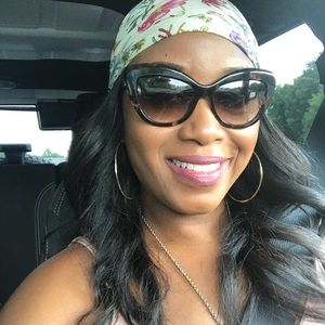 Meet your Posher, Jamila